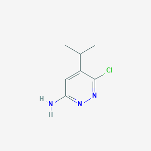 molecular formula C7H10ClN3 B8010978 6-Chloro-5-isopropylpyridazin-3-ylamine 