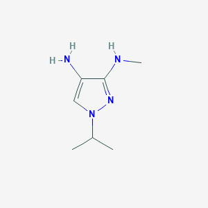 molecular formula C7H14N4 B8021282 N3-methyl-1-(propan-2-yl)-1H-pyrazole-3,4-diamine 