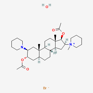 [(2S,3S,5S,8R,9S,10S,13S,14S,16S,17R)-17-acetyloxy-10,13-dimethyl-16-(1-methylpiperidin-1-ium-1-yl)-2-piperidin-1-yl-2,3,4,5,6,7,8,9,11,12,14,15,16,17-tetradecahydro-1H-cyclopenta[a]phenanthren-3-yl] acetate;bromide;hydrate