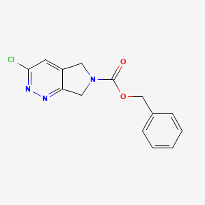 molecular formula C14H12ClN3O2 B8027303 3-Chloro-5,7-dihydro-pyrrolo[3,4-c]pyridazine-6-carboxylic acid benzyl ester 