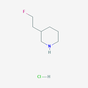 molecular formula C7H15ClFN B8036291 3-(2-Fluoroethyl)piperidine hydrochloride 