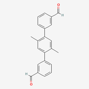 molecular formula C22H18O2 B8038799 3-[4-(3-Formylphenyl)-2,5-dimethylphenyl]benzaldehyde 