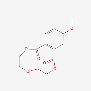 molecular formula C13H14O6 B8039105 13-Methoxy-3,6,9-trioxabicyclo[9.4.0]pentadeca-1(11),12,14-triene-2,10-dione 