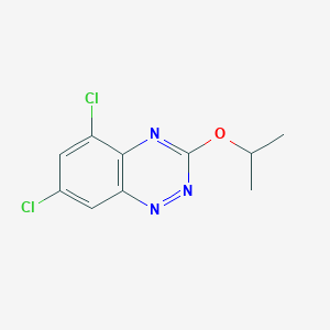 molecular formula C10H9Cl2N3O B8041146 5,7-Dichloro-3-propan-2-yloxy-1,2,4-benzotriazine 