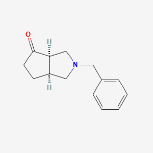 molecular formula C14H17NO B8051872 cis-2-Benzylhexahydrocyclopenta[c]pyrrol-4(1H)-one 