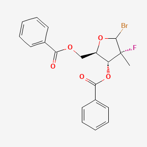 molecular formula C20H18BrFO5 B8054309 [(2R,3R,4R)-3-benzoyloxy-5-bromo-4-fluoro-4-methyloxolan-2-yl]methyl benzoate 