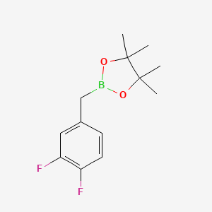 molecular formula C13H17BF2O2 B8058772 2-(3,4-二氟苄基)-4,4,5,5-四甲基-1,3,2-二氧杂硼环丁烷 