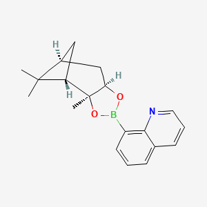 molecular formula C19H22BNO2 B8059094 8-[(1S,2S,6R,8S)-2,9,9-trimethyl-3,5-dioxa-4-boratricyclo[6.1.1.02,6]decan-4-yl]quinoline 