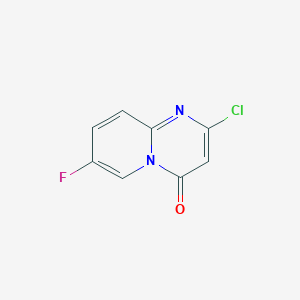 molecular formula C8H4ClFN2O B8059370 2-氯-7-氟-4H-吡啶并[1,2-a]嘧啶-4-酮 