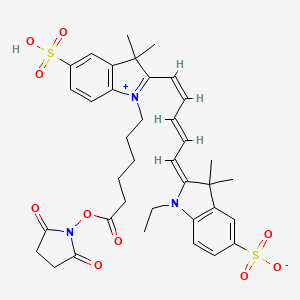 molecular formula C37H43N3O10S2 B8059441 (2E)-2-[(2E,4Z)-5-[1-[6-(2,5-dioxopyrrolidin-1-yl)oxy-6-oxohexyl]-3,3-dimethyl-5-sulfoindol-1-ium-2-yl]penta-2,4-dienylidene]-1-ethyl-3,3-dimethylindole-5-sulfonate 