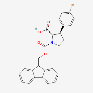 molecular formula C26H22BrNO4 B8063112 rac-(2R,3S)-3-(4-bromophenyl)-1-{[(9H-fluoren-9-yl)methoxy]carbonyl}pyrrolidine-2-carboxylic acid 