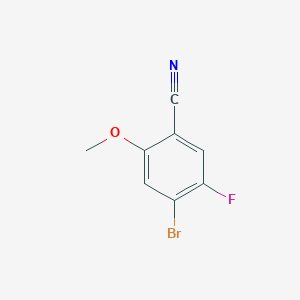 molecular formula C8H5BrFNO B8064868 4-Bromo-5-fluoro-2-methoxybenzonitrile 