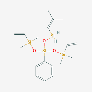 molecular formula C18H32O3Si4 B8065618 Bis[[ethenyl(dimethyl)silyl]oxy]-(2-methylprop-1-enylsilyloxy)-phenylsilane 