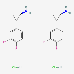 molecular formula C18H20Cl2F4N2 B8066413 bis((1R,2S)-2-(3,4-difluorophenyl)cyclopropan-1-amine) dihydrochloride 