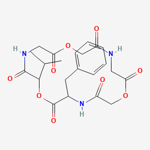 molecular formula C22H27N3O9 B8067896 3-Benzyl-18-(propan-2-yl)-1,7,13-trioxa-4,10,16-triazacyclooctadecane-2,5,8,11,14,17-hexone 