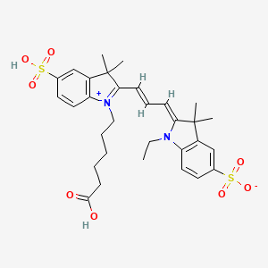 molecular formula C31H38N2O8S2 B8068894 2-((1E,3E)-3-(1-(5-carboxypentyl)-3,3-dimethyl-5-sulfoindolin-2-ylidene)prop-1-en-1-yl)-1-ethyl-3,3-dimethyl-3H-indol-1-ium-5-sulfonate 