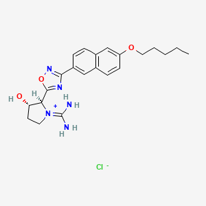 molecular formula C22H28ClN5O3 B8069762 (2S,3S)-1-(diaminomethylidene)-2-[3-(6-pentoxynaphthalen-2-yl)-1,2,4-oxadiazol-5-yl]pyrrolidin-1-ium-3-ol;chloride 