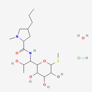 molecular formula C18H37ClN2O7S B8070233 N-[2-hydroxy-1-(3,4,5-trihydroxy-6-methylsulfanyloxan-2-yl)propyl]-1-methyl-4-propylpyrrolidine-2-carboxamide;hydrate;hydrochloride 
