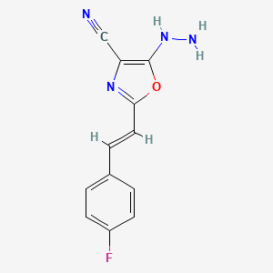 molecular formula C12H9FN4O B8073665 2-[(E)-2-(4-fluorophenyl)ethenyl]-5-hydrazinyl-1,3-oxazole-4-carbonitrile 