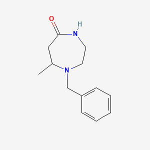 molecular formula C13H18N2O B8076277 1-Benzyl-7-methyl-1,4-diazepan-5-one 