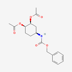 molecular formula C18H23NO6 B8079996 (1R,2S,4S)-4-(((Benzyloxy)carbonyl)amino)cyclohexane-1,2-diyl diacetate 