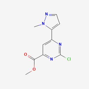 molecular formula C10H9ClN4O2 B8080037 Methyl 2-chloro-6-(1-methyl-1H-pyrazol-5-yl)pyrimidine-4-carboxylate 