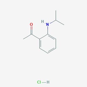 molecular formula C11H16ClNO B8080102 1-[2-(Propan-2-ylamino)phenyl]ethanone;hydrochloride 