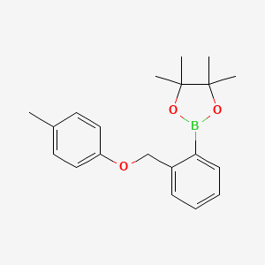 molecular formula C20H25BO3 B8085660 4,4,5,5-Tetramethyl-2-(2-((p-tolyloxy)methyl)phenyl)-1,3,2-dioxaborolane 