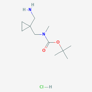 molecular formula C11H23ClN2O2 B8086086 tert-Butyl {[1-(aminomethyl)cyclopropyl]methyl}methylcarbamate hydrochloride 