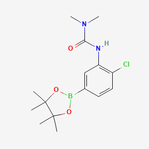 molecular formula C15H22BClN2O3 B8086313 1-[2-Chloro-5-(tetramethyl-1,3,2-dioxaborolan-2-yl)phenyl]-3,3-dimethylurea 