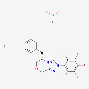 (5S)-5-benzyl-2-(2,3,4,5,6-pentafluorophenyl)-6,8-dihydro-5H-[1,2,4]triazolo[3,4-c][1,4]oxazin-4-ium;trifluoroborane;fluoride