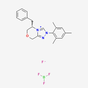 molecular formula C21H24BF4N3O B8089923 (5S)-5-benzyl-2-(2,4,6-trimethylphenyl)-6,8-dihydro-5H-[1,2,4]triazolo[3,4-c][1,4]oxazin-4-ium;trifluoroborane;fluoride 