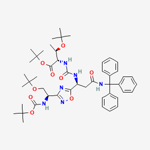 molecular formula C48H66N6O9 B8090608 (2S,3R)-tert-butyl 3-(tert-butoxy)-2-(3-((S)-1-(3-((R)-2-(tert-butoxy)-1-((tert-butoxycarbonyl)amino)ethyl)-1,2,4-oxadiazol-5-yl)-3-oxo-3-(tritylamino)propyl)ureido)butanoate 