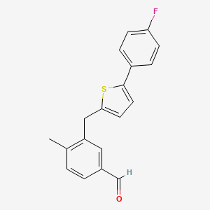molecular formula C19H15FOS B8091099 3-((5-(4-Fluorophenyl)thiophen-2-yl)methyl)-4-methylbenzaldehyde 