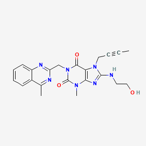 molecular formula C22H23N7O3 B8091235 7-(but-2-yn-1-yl)-8-((2-hydroxyethyl)amino)-3-methyl-1-((4-methylquinazolin-2-yl)methyl)-1H-purine-2,6(3H,7H)-dione 