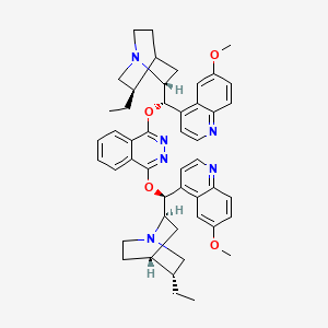 1-[(S)-[(2R,4R,5R)-5-ethyl-1-azabicyclo[2.2.2]octan-2-yl]-(6-methoxyquinolin-4-yl)methoxy]-4-[(S)-[(2R,5R)-5-ethyl-1-azabicyclo[2.2.2]octan-2-yl]-(6-methoxyquinolin-4-yl)methoxy]phthalazine