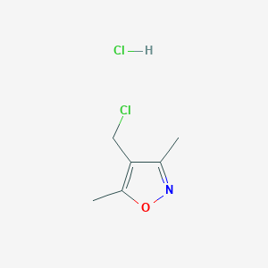 molecular formula C6H9Cl2NO B8094556 4-(Chloromethyl)-3,5-dimethyl-1,2-oxazole;hydrochloride 