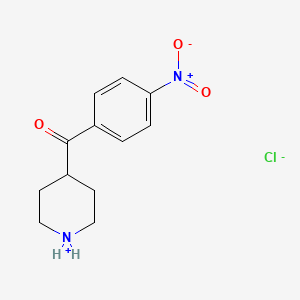 molecular formula C12H15ClN2O3 B8096542 (4-Nitrophenyl)-piperidin-1-ium-4-ylmethanone;chloride 