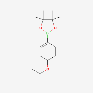 molecular formula C15H27BO3 B8098342 4,4,5,5-Tetramethyl-2-[4-(propan-2-yloxy)cyclohex-1-en-1-yl]-1,3,2-dioxaborolane 
