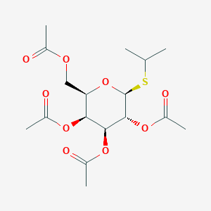 molecular formula C17H26O9S B8099728 (2R,3S,4S,5R,6S)-2-(acetoxymethyl)-6-(isopropylthio)tetrahydro-2H-pyran-3,4,5-triyl triacetate 