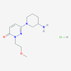 molecular formula C12H21ClN4O2 B8102339 6-(3-Aminopiperidin-1-yl)-2-(2-methoxyethyl)pyridazin-3-one;hydrochloride 