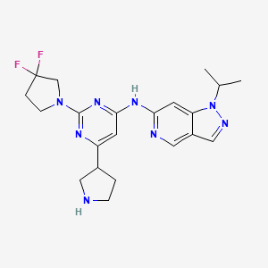 molecular formula C21H26F2N8 B8104000 N-[2-(3,3-difluoropyrrolidin-1-yl)-6-pyrrolidin-3-ylpyrimidin-4-yl]-1-propan-2-ylpyrazolo[4,3-c]pyridin-6-amine 