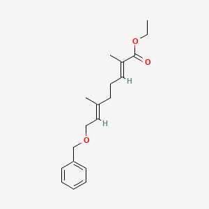 molecular formula C19H26O3 B8107428 (2E,6E)-ethyl 8-(benzyloxy)-2,6-dimethylocta-2,6-dienoate 