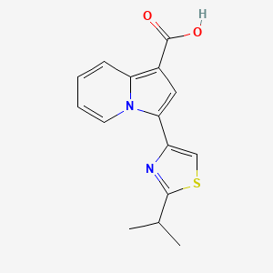 molecular formula C15H14N2O2S B8108991 3-(2-Isopropylthiazol-4-yl)indolizine-1-carboxylic acid 