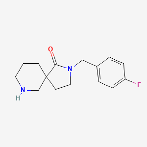 molecular formula C15H19FN2O B8109572 2-(4-Fluorobenzyl)-2,7-diazaspiro[4.5]decan-1-one 