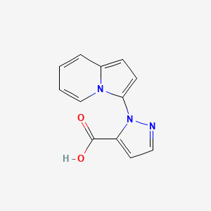molecular formula C12H9N3O2 B8110184 1-(Indolizin-3-yl)-1H-pyrazole-5-carboxylic acid 