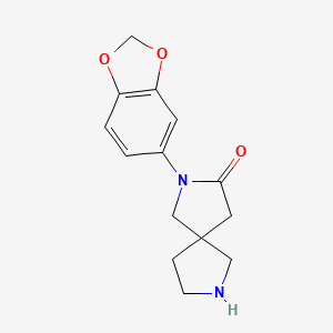 molecular formula C14H16N2O3 B8111104 2-(Benzo[d][1,3]dioxol-5-yl)-2,7-diazaspiro[4.4]nonan-3-one 