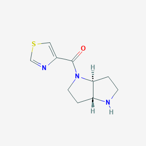 molecular formula C10H13N3OS B8111718 ((3aR,6aS)-hexahydropyrrolo[3,2-b]pyrrol-1(2H)-yl)(thiazol-4-yl)methanone 