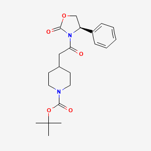 molecular formula C21H28N2O5 B8112580 4-[2-Oxo-2-(2-oxo-4(R)-phenyl-oxazolidin-3-yl)-ethyl]-piperidine-1-carboxylic acid tert-butyl ester 