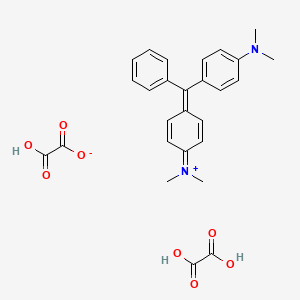 molecular formula C27H28N2O8 B8113019 双[[4-[4-(二甲氨基)二苯甲亚基]环己-2,5-二烯-1-亚基]二甲基铵]草酸盐，二草酸盐 